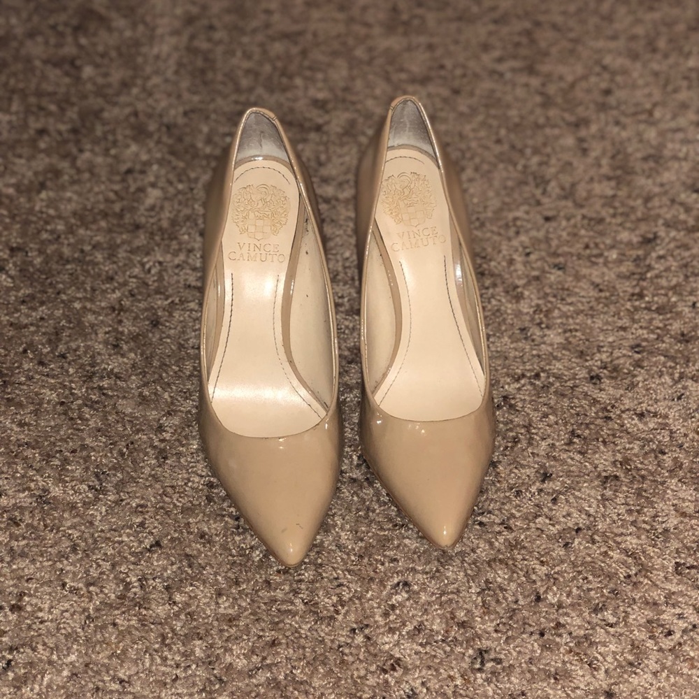 Size 7 Vince Camuto heels